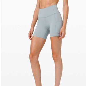 Lululemon Fast and Free Short 6” *Non reflective- Blue Cast